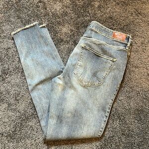 Hollister Ultra High Rise Super Skinny Jean